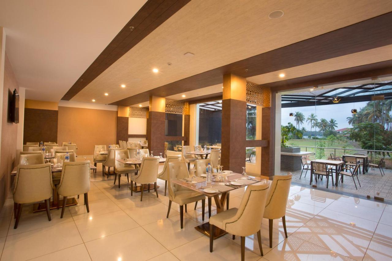 Blue Serene Resort Ґуруваюр Екстер'єр фото