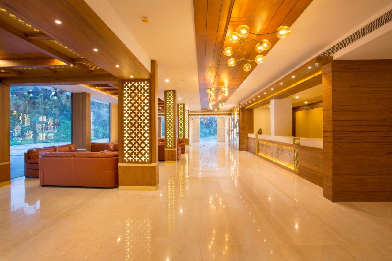 Blue Serene Resort Ґуруваюр Екстер'єр фото