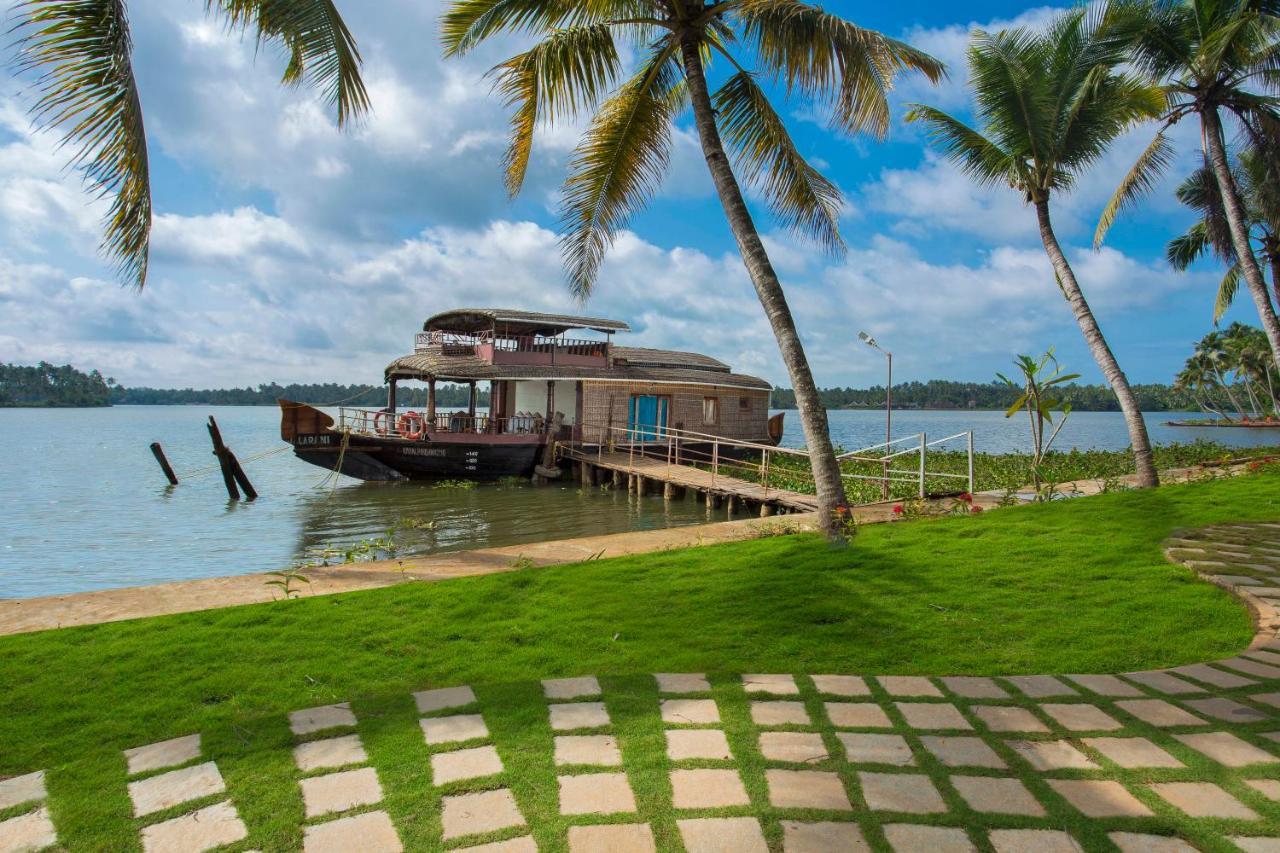 Blue Serene Resort Ґуруваюр Екстер'єр фото