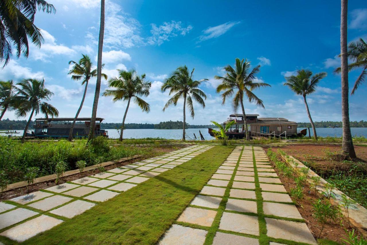 Blue Serene Resort Ґуруваюр Екстер'єр фото