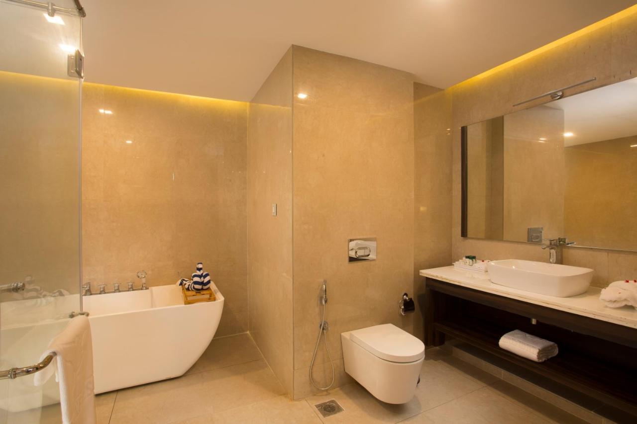 Blue Serene Resort Ґуруваюр Екстер'єр фото
