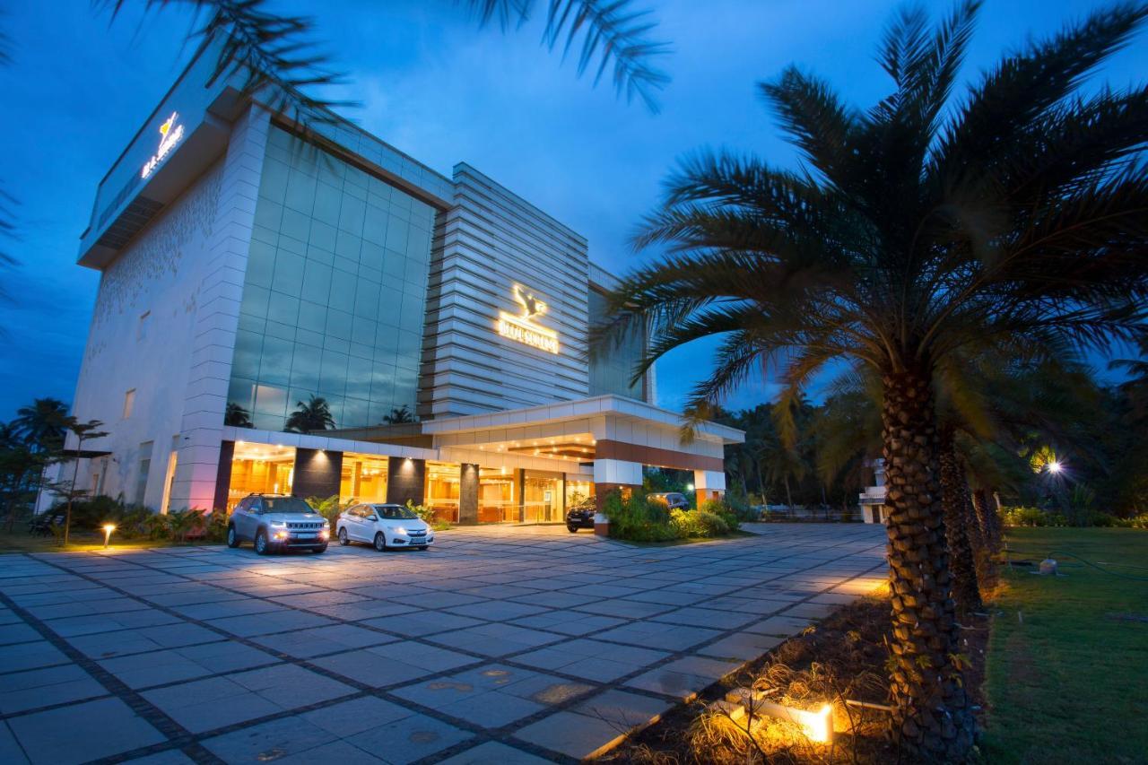 Blue Serene Resort Ґуруваюр Екстер'єр фото