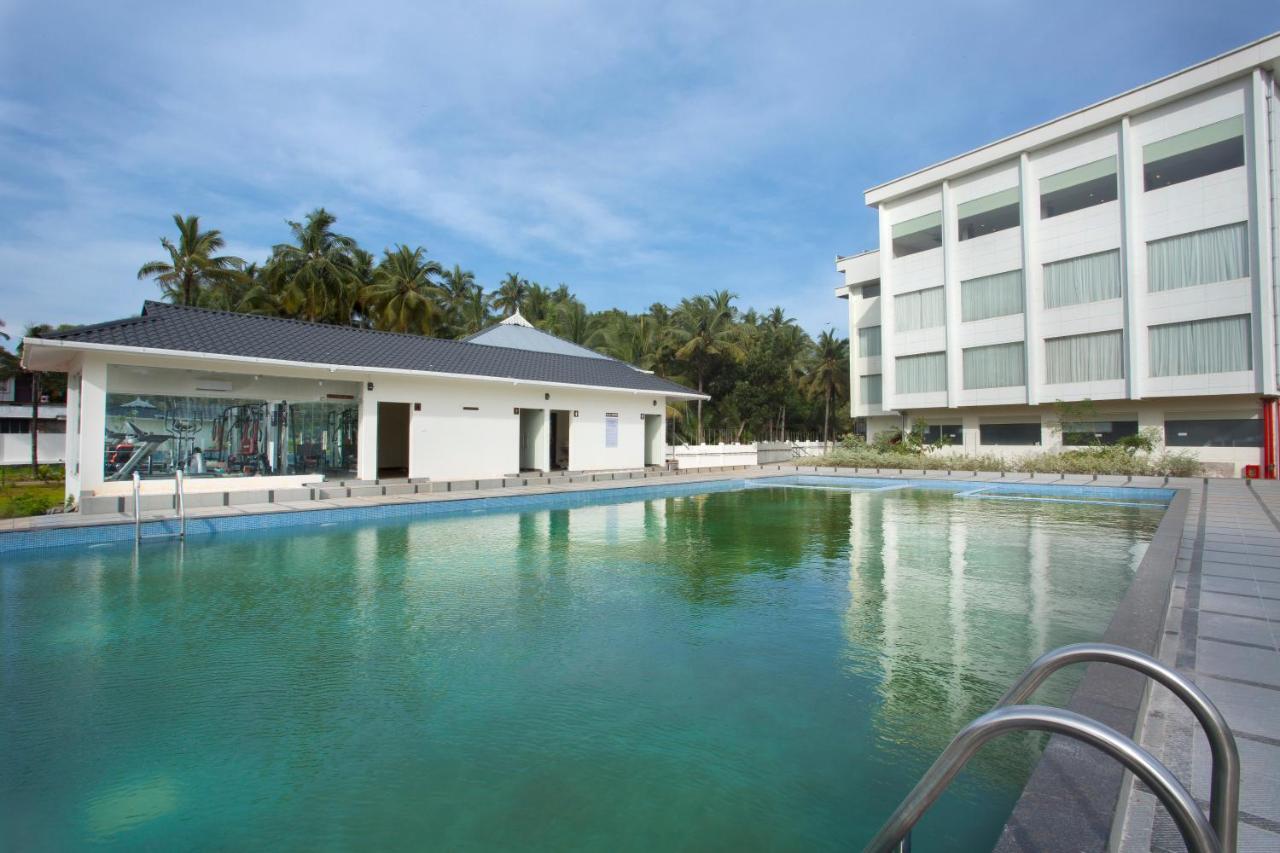 Blue Serene Resort Ґуруваюр Екстер'єр фото