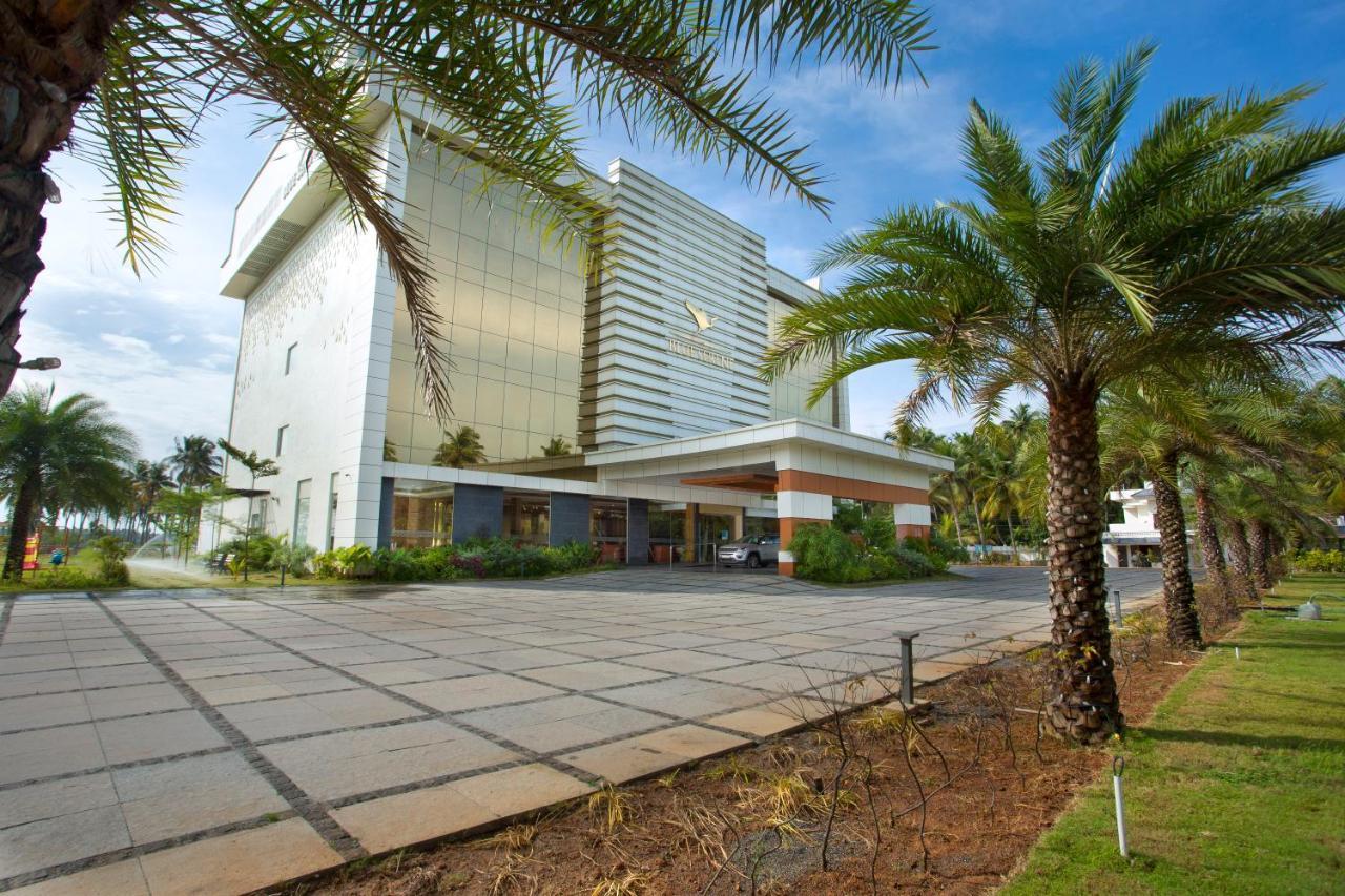 Blue Serene Resort Ґуруваюр Екстер'єр фото