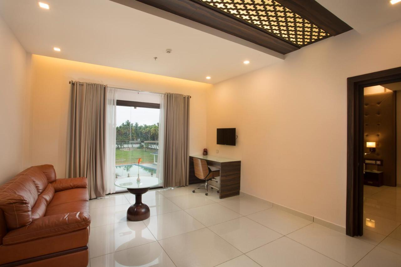 Blue Serene Resort Ґуруваюр Екстер'єр фото